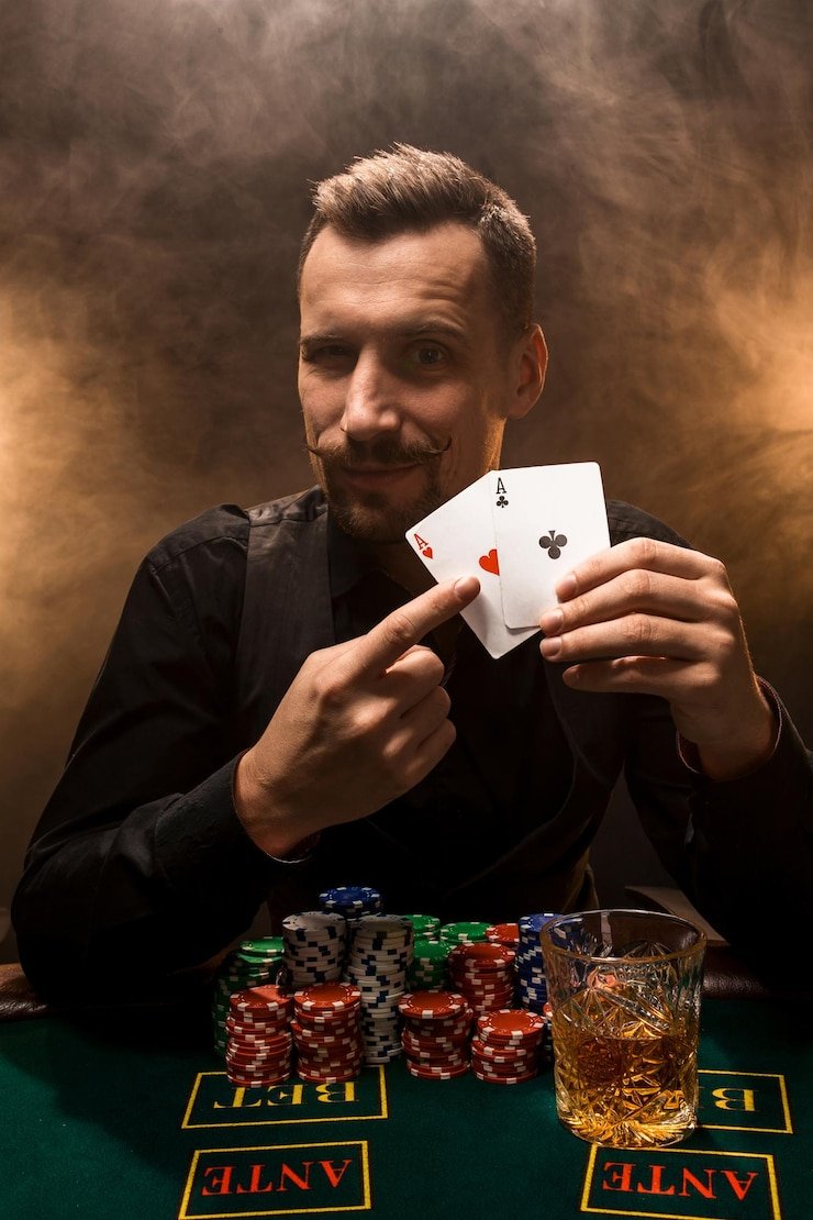 Antarmuka aplikasi mobile cbh4d menampilkan permainan slot dan pasar olahraga